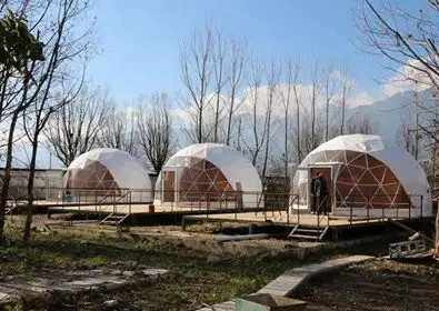 Luxury Igloo glamping resort geodesic dome tent